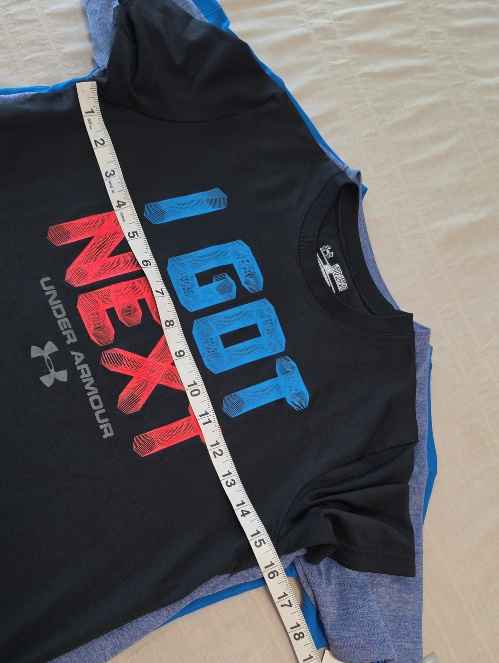 Three (3) Performance Tees Under Armour (2) & Reebok (1) Youth Medium/Large - Picture 6 of 16